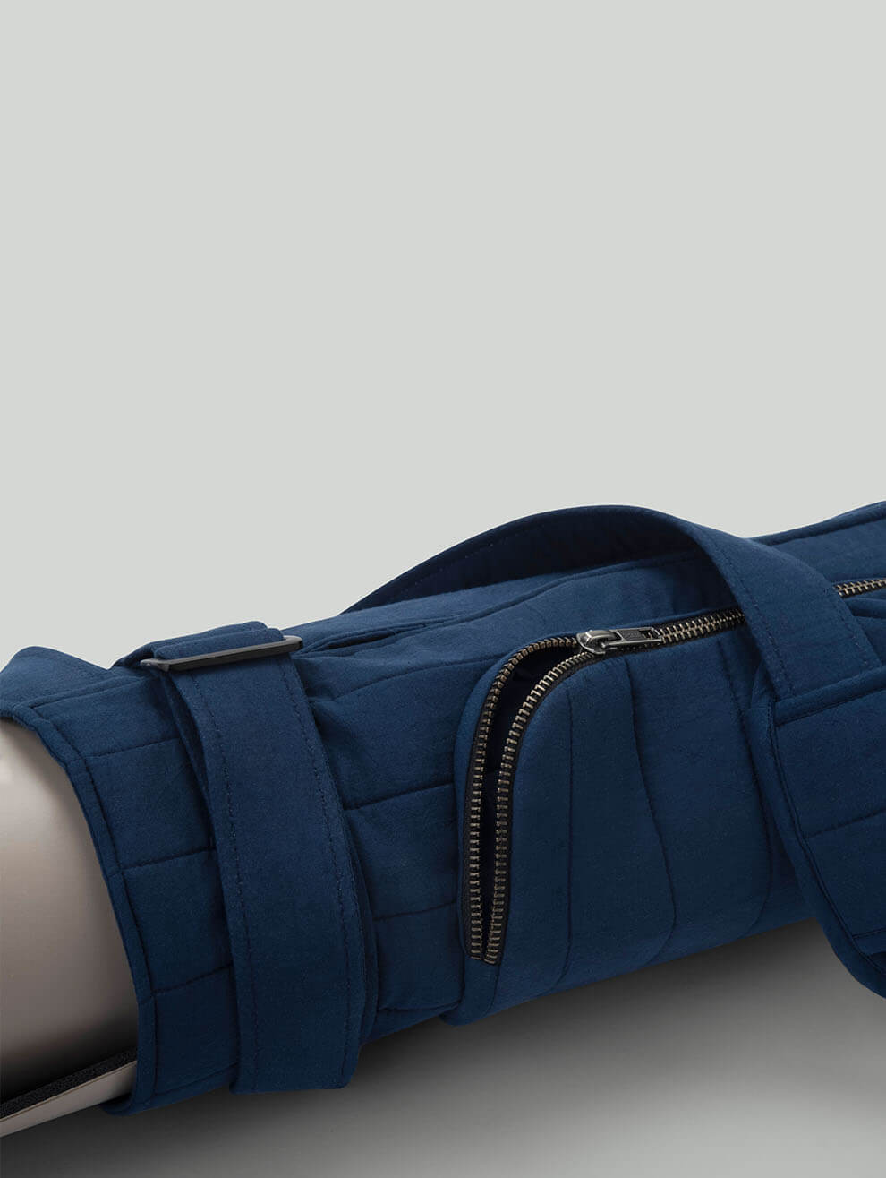 Just Breathe Yoga Mat Bag - Paisley Navy and Silver – KOBOMO